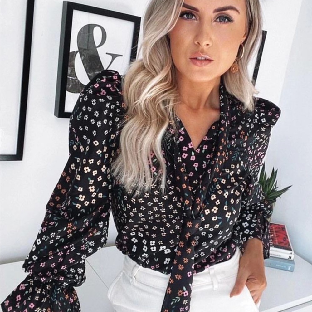 Never Fully Dressed Black Meadow Top (NWT!)